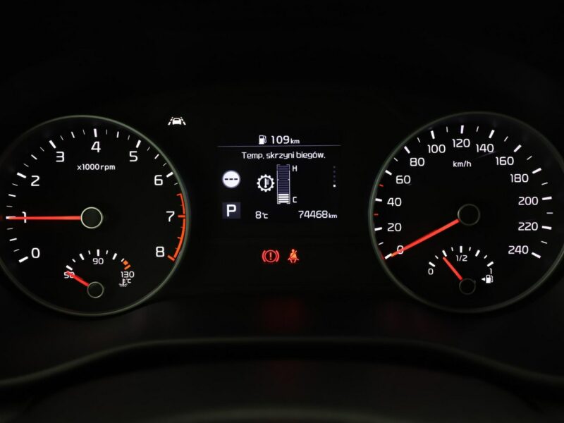 Kia Sportage LIFT automat 4x4 177KM navi kamera grzane fotele+kier. Bluetooth tempo IV (2016-2021)