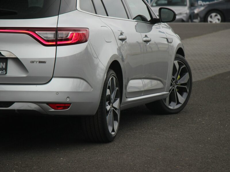 Renault Megane GT Line*FullLed*Navi*Kamera*AsysToru*Blis*Pdc*Alu*Komp*Temp*GwarVGS!!! IV (2016-)