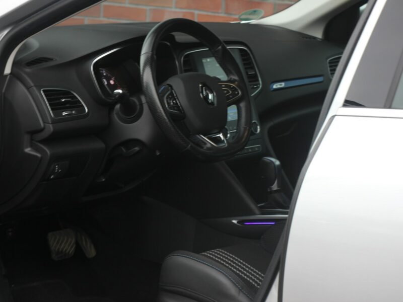 Renault Megane GT Line*FullLed*Navi*Kamera*AsysToru*Blis*Pdc*Alu*Komp*Temp*GwarVGS!!! IV (2016-)