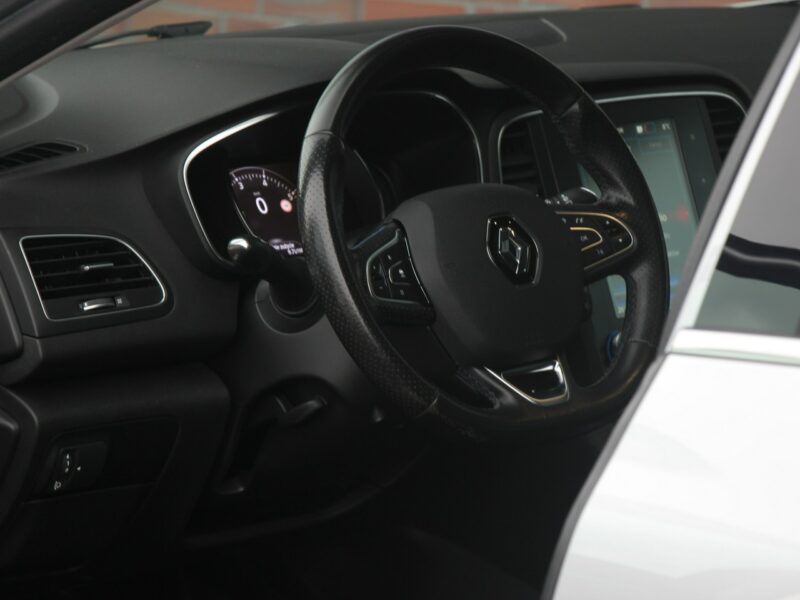 Renault Megane GT Line*FullLed*Navi*Kamera*AsysToru*Blis*Pdc*Alu*Komp*Temp*GwarVGS!!! IV (2016-)