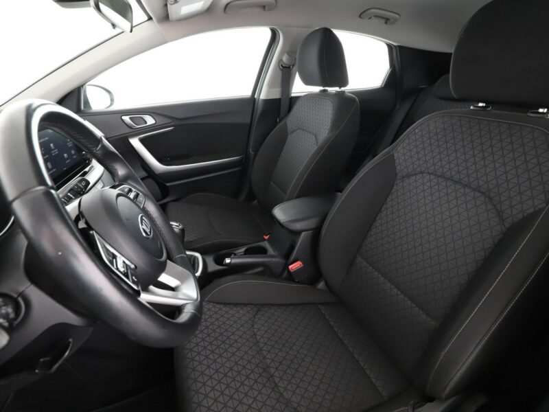 Kia XCeed full LED klimatyzacja kamera i czujniki parkowania