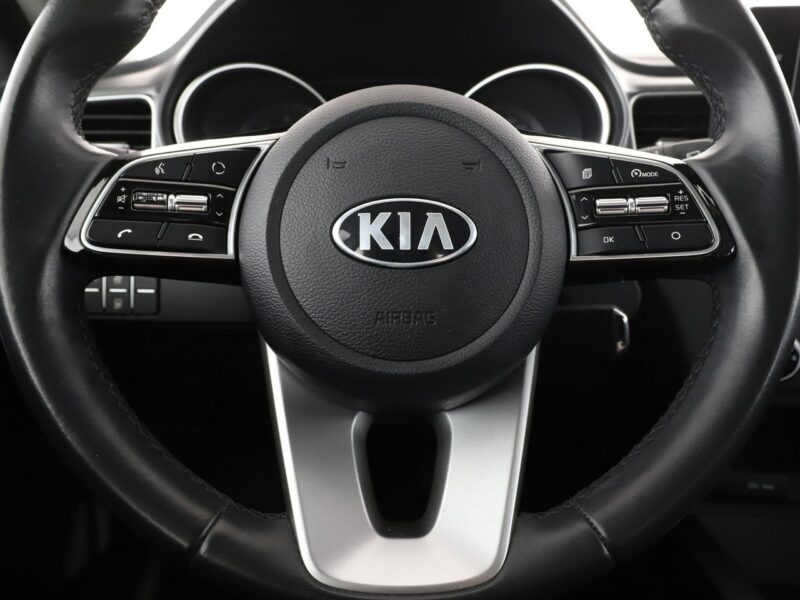 Kia XCeed full LED klimatyzacja kamera i czujniki parkowania