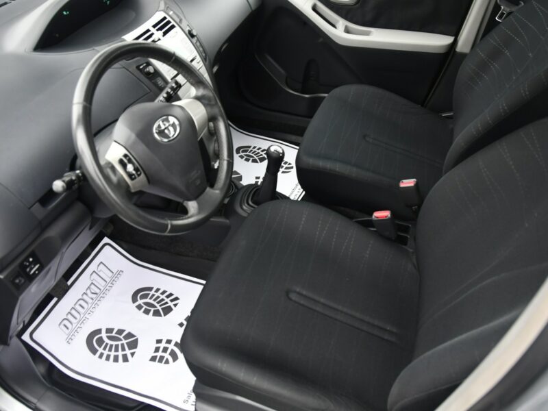 Toyota Yaris 1,3BENZ Dudki11 Klimatyzacja.El.szyby.Centralka.kredyt,OKAZJA II (2005-2011)