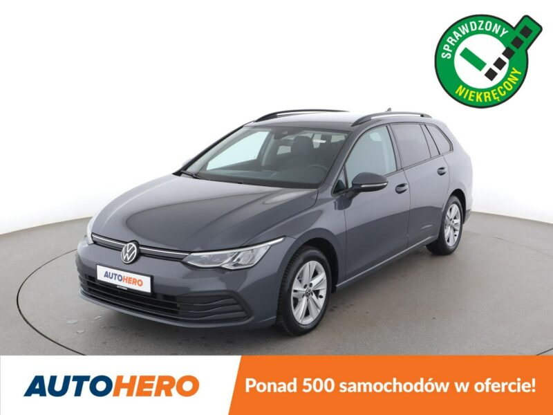 Volkswagen Golf FV23% virtual cocpit LED navi klima auto czujniki parkowania VIII (2020-)