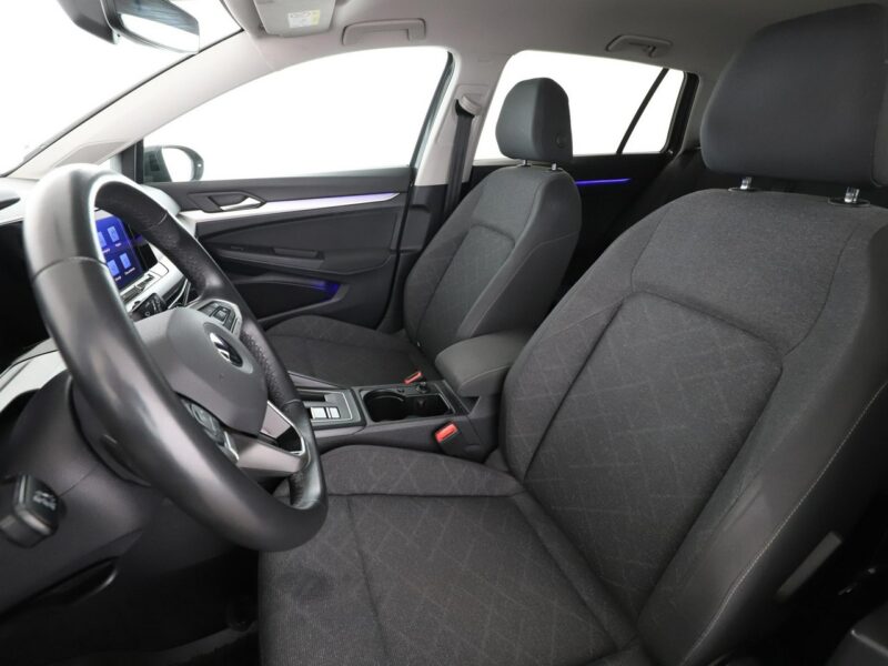 Volkswagen Golf FV23% virtual cocpit LED navi klima auto czujniki parkowania VIII (2020-)