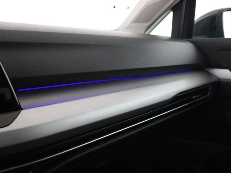 Volkswagen Golf FV23% virtual cocpit LED navi klima auto czujniki parkowania VIII (2020-)