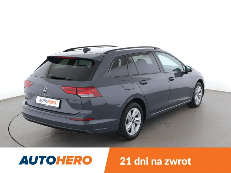 Volkswagen Golf FV23% virtual cocpit LED navi klima auto czujniki parkowania VIII (2020-)