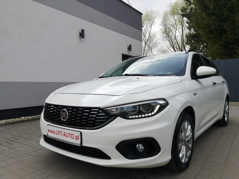 Fiat Tipo 1.6 Multijet 120KM Klimatr Navi Kamera Alu LedyTempomat Gwarancja II (2016-)
