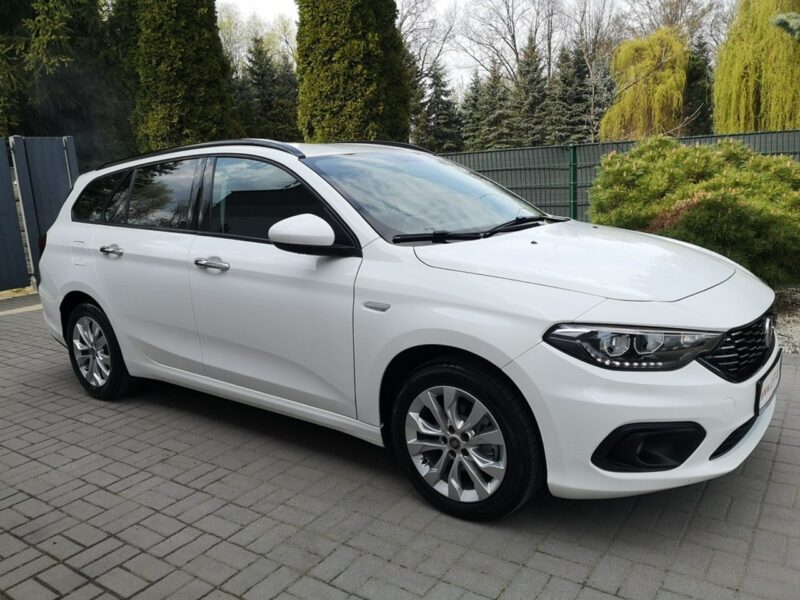 Fiat Tipo 1.6 Multijet 120KM Klimatr Navi Kamera Alu LedyTempomat Gwarancja II (2016-)