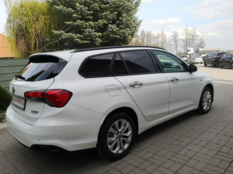 Fiat Tipo 1.6 Multijet 120KM Klimatr Navi Kamera Alu LedyTempomat Gwarancja II (2016-)