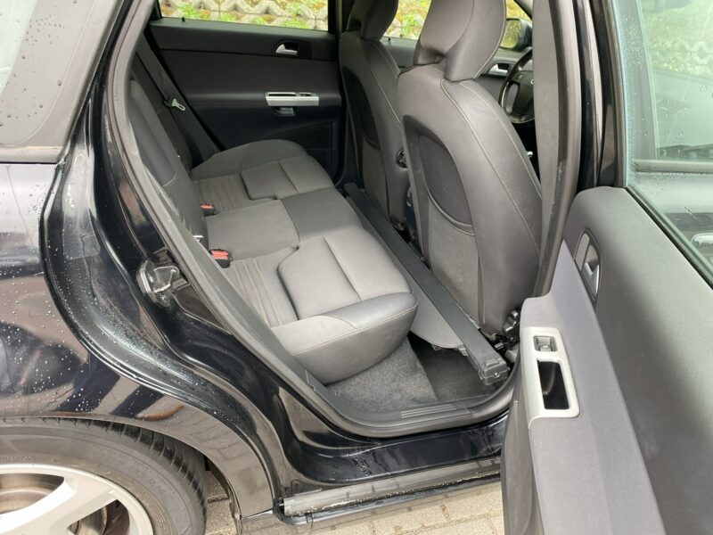 Volvo V50 Hak, klimatronic, tempomat, czujnik deszczu ,drugie koła I (2004-2007)