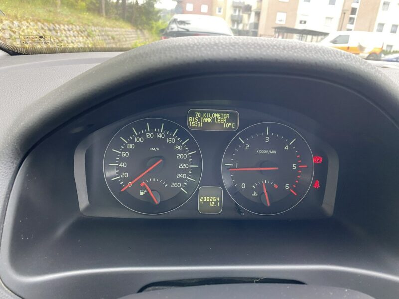 Volvo V50 Hak, klimatronic, tempomat, czujnik deszczu ,drugie koła I (2004-2007)