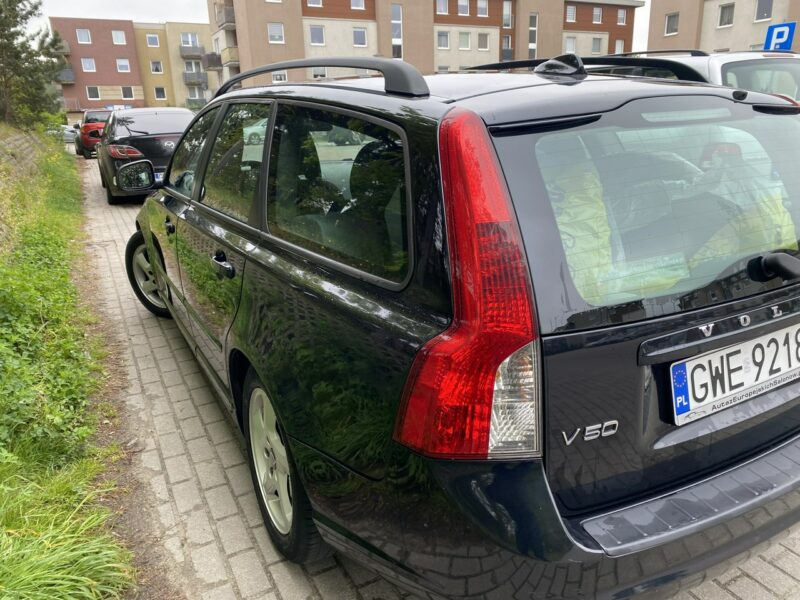Volvo V50 Hak, klimatronic, tempomat, czujnik deszczu ,drugie koła I (2004-2007)