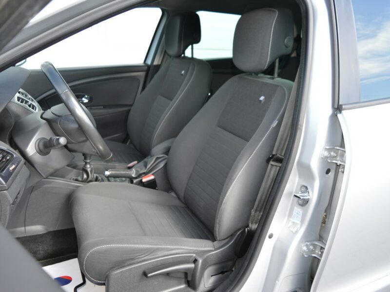 Renault Megane 1.2TCe LIMITED LED Navi Nowy rozrząd filtry olej sprzęgło akumulator III (2008-2016)