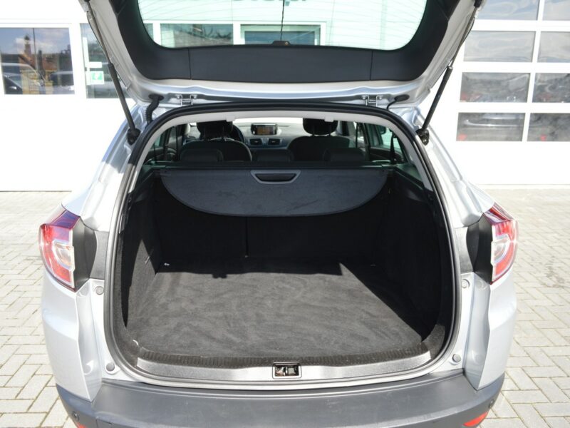 Renault Megane 1.2TCe LIMITED LED Navi Nowy rozrząd filtry olej sprzęgło akumulator III (2008-2016)