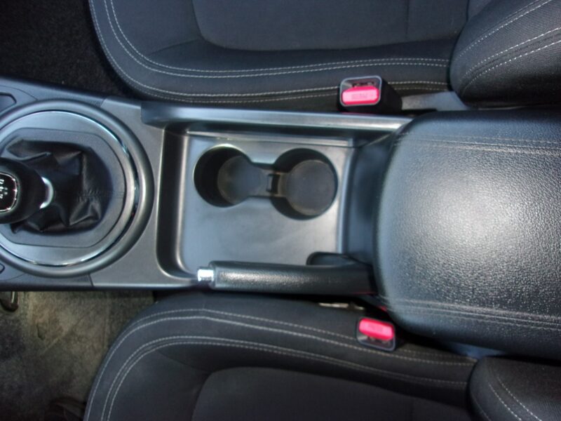 Kia Sportage Klimatronic 2-strefowy, PDC, Ele szyby przód tył, Ele lusterka III (2010-2015)
