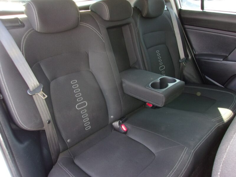 Kia Sportage Klimatronic 2-strefowy, PDC, Ele szyby przód tył, Ele lusterka III (2010-2015)