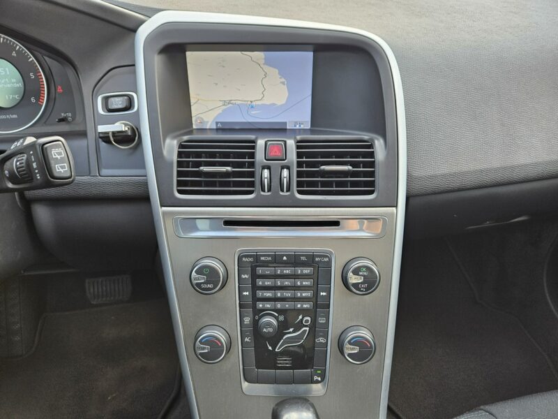 Volvo XC 60 2.0 163KM 5 cyl. automat BEZWYPADEK zadbany NAVI panorama BDB stan I (2008-2017)