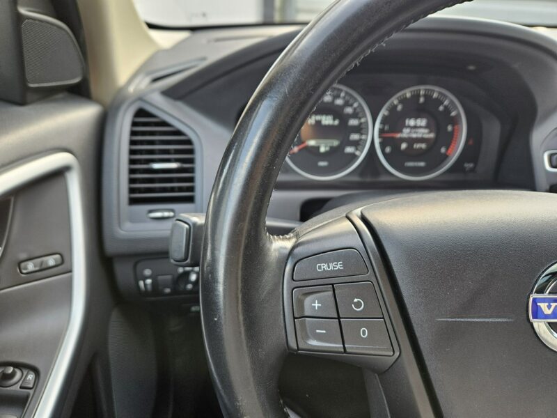 Volvo XC 60 2.0 163KM 5 cyl. automat BEZWYPADEK zadbany NAVI panorama BDB stan I (2008-2017)