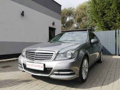 Mercedes C 200 1,8 T 184KM Klimatr Automat Nawi Elegance LIFT Tempomat Alu Gwarancja W204 (2007-2014)