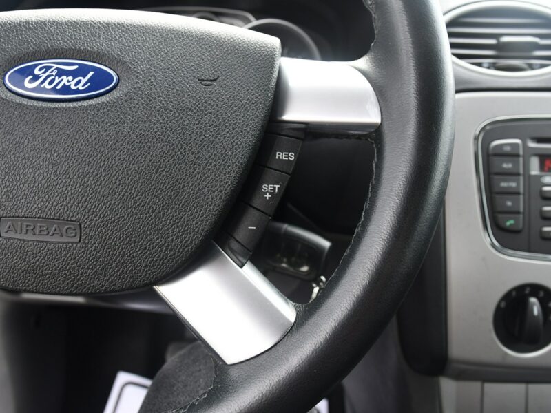 Ford Focus 1,6benz DUDKI11 Klimatyzcja.El,szyby>Centralka,Tempomat.kredyt.OKAZJA Mk2 (2004-2011)