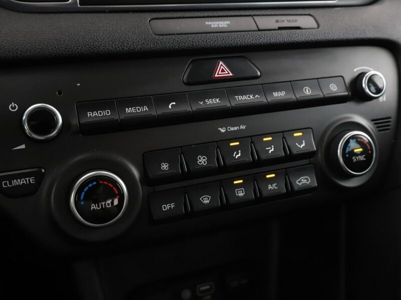Kia Sportage navi kamera hak klima-auto tempomat Bluetooth IV (2016-2021)