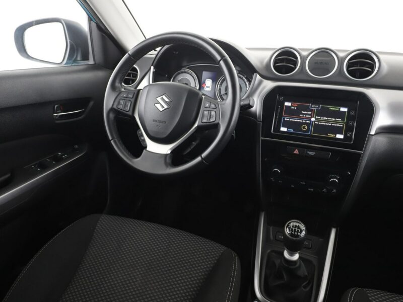 Suzuki Vitara mHEV 4x4 navi PDC grzane fotele ACC Bluetooth klima-auto II (2015-2019)