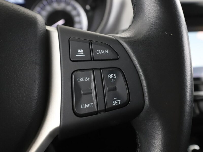 Suzuki Vitara mHEV 4x4 navi PDC grzane fotele ACC Bluetooth klima-auto II (2015-2019)