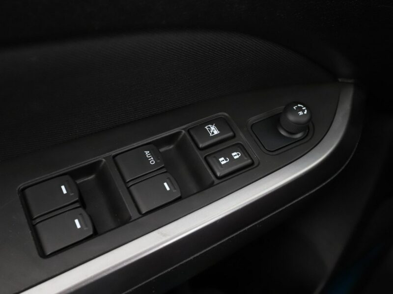 Suzuki Vitara mHEV 4x4 navi PDC grzane fotele ACC Bluetooth klima-auto II (2015-2019)