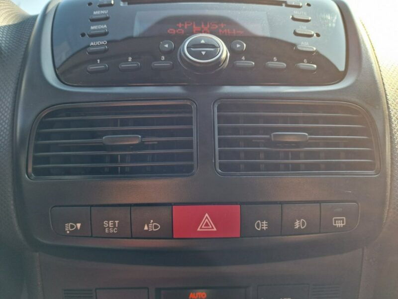 Fiat Doblo 1.3 MultiJet 90 KM, Klima Automatyczna, Bluetooth, Isofix, Komputer II (2009-)