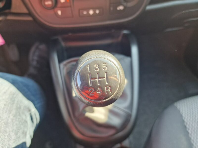 Fiat Doblo 1.3 MultiJet 90 KM, Klima Automatyczna, Bluetooth, Isofix, Komputer II (2009-)