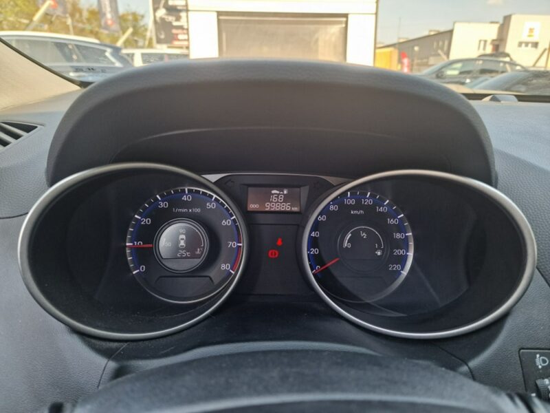 Hyundai ix35 1.6 GDI 135 KM, Klima, Bluetooth, Grzane Fotele i Kierownica, Isofix