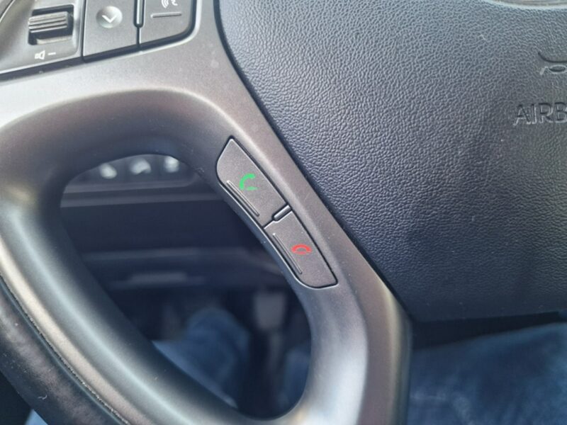Hyundai ix35 1.6 GDI 135 KM, Klima, Bluetooth, Grzane Fotele i Kierownica, Isofix