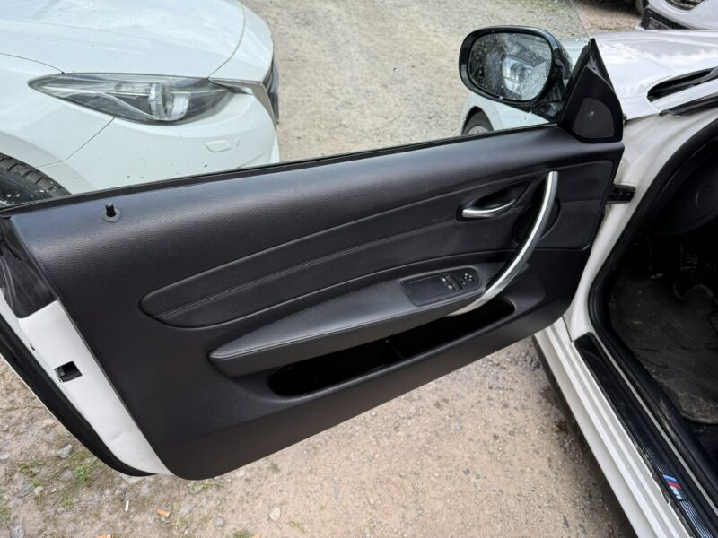 BMW 120 2.0*170PS*M*PAKIET*Alu*18*Skóra*Xenon*Idealna*Bez*wkładu*Po*serwisie E87 (2004-2013)