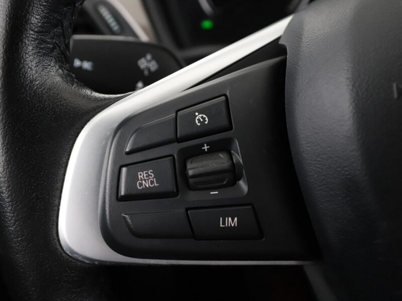 BMW X1 Automat Navi Kamera cofania Automatyczna klimatyzacja Podgrzewane fote I (E84) (2009-2015)