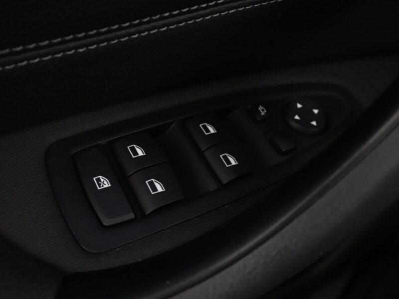 BMW X1 Automat Navi Kamera cofania Automatyczna klimatyzacja Podgrzewane fote I (E84) (2009-2015)