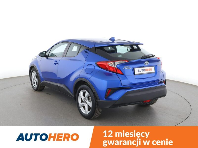 Toyota C-HR HEV navi klima auto kamera i czujniki parkowania