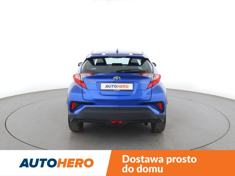 Toyota C-HR HEV navi klima auto kamera i czujniki parkowania