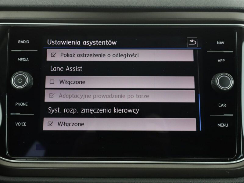 Volkswagen T-Roc navi LED klima auto czujniki parkowania