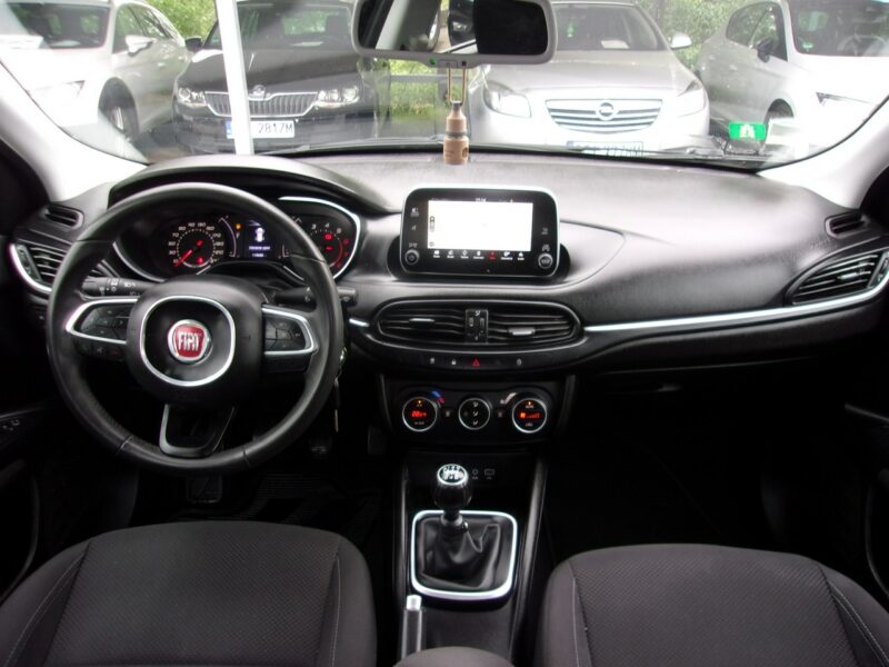 Fiat Tipo 1.4 Turbo Lounge Kamera Cofania Navigacja Pdc Alu II (2016-)