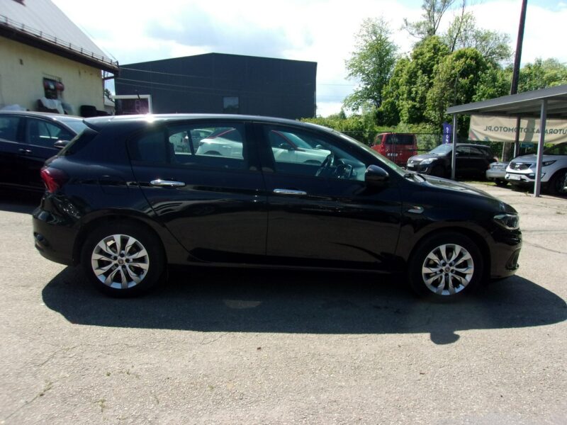 Fiat Tipo 1.4 Turbo Lounge Kamera Cofania Navigacja Pdc Alu II (2016-)