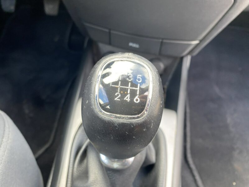 Hyundai i30 Po liftingu, klimatronik, czujniki parkowania, mocny silnik, 8 airbag I (2002-2013)