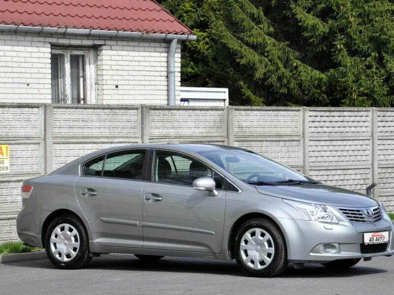 Toyota Avensis Toyota Avensis 1,8VVTi 147KM Soll/Serwisowana/Kamera/Nawigacja/Zadbany III (2009-)
