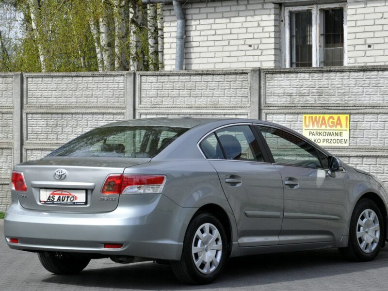 Toyota Avensis Toyota Avensis 1,8VVTi 147KM Soll/Serwisowana/Kamera/Nawigacja/Zadbany III (2009-)