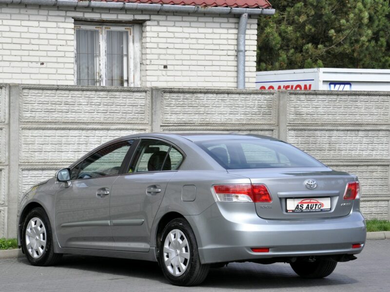Toyota Avensis Toyota Avensis 1,8VVTi 147KM Soll/Serwisowana/Kamera/Nawigacja/Zadbany III (2009-)