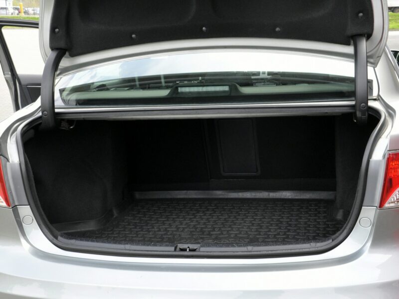 Toyota Avensis Toyota Avensis 1,8VVTi 147KM Soll/Serwisowana/Kamera/Nawigacja/Zadbany III (2009-)