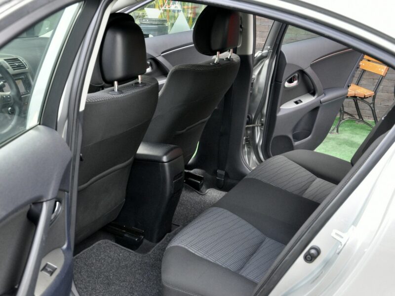 Toyota Avensis Toyota Avensis 1,8VVTi 147KM Soll/Serwisowana/Kamera/Nawigacja/Zadbany III (2009-)