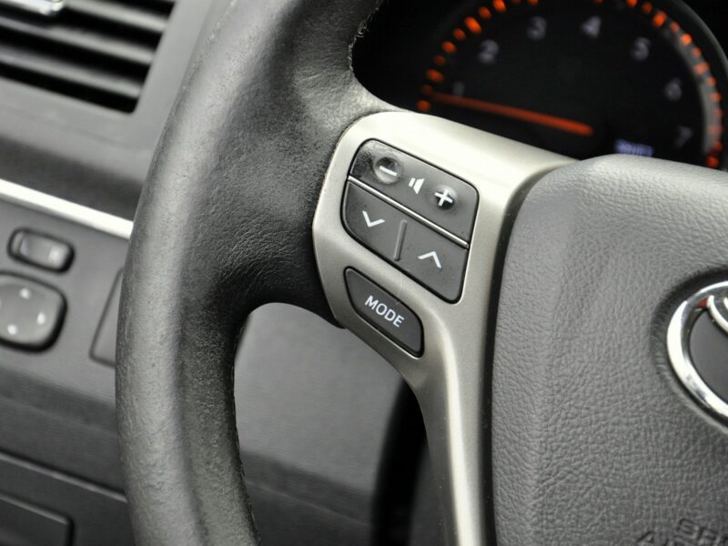 Toyota Avensis Toyota Avensis 1,8VVTi 147KM Soll/Serwisowana/Kamera/Nawigacja/Zadbany III (2009-)