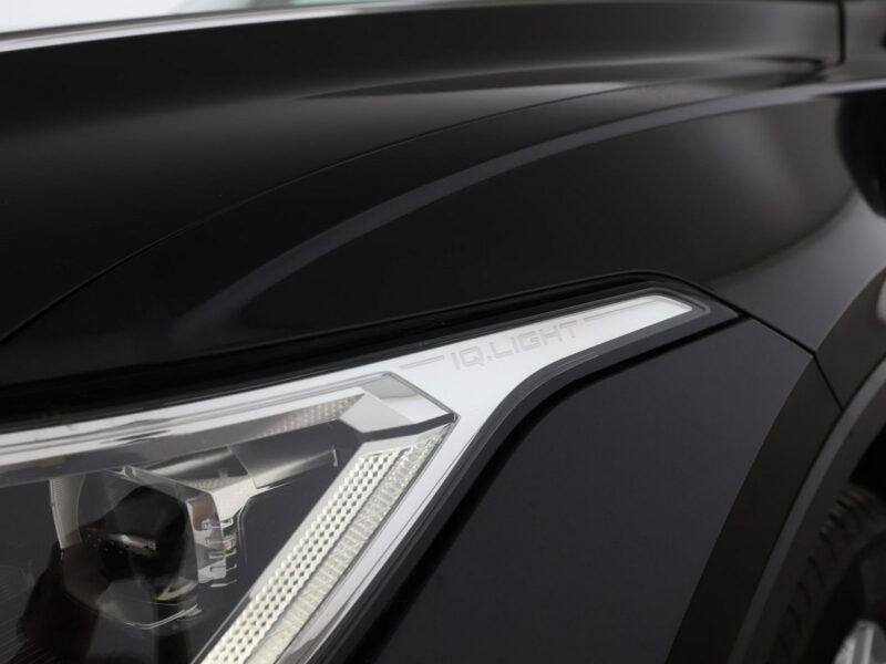 Volkswagen Tiguan Elegance automat alcantara panorama virtual grzane fotele ACC navi kam II (2016-2024)