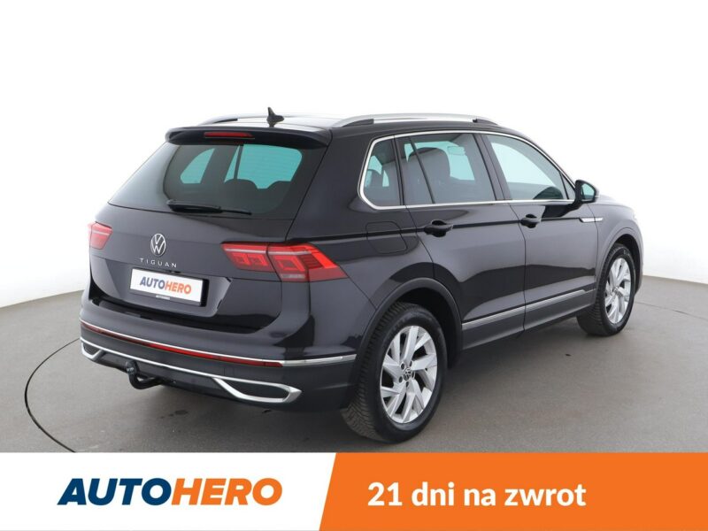 Volkswagen Tiguan Elegance automat alcantara panorama virtual grzane fotele ACC navi kam II (2016-2024)